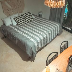 Habitación con 2 Camas Individuales